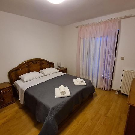 Helena Apartman Póla Kültér fotó