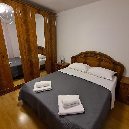Helena Apartman Póla Kültér fotó