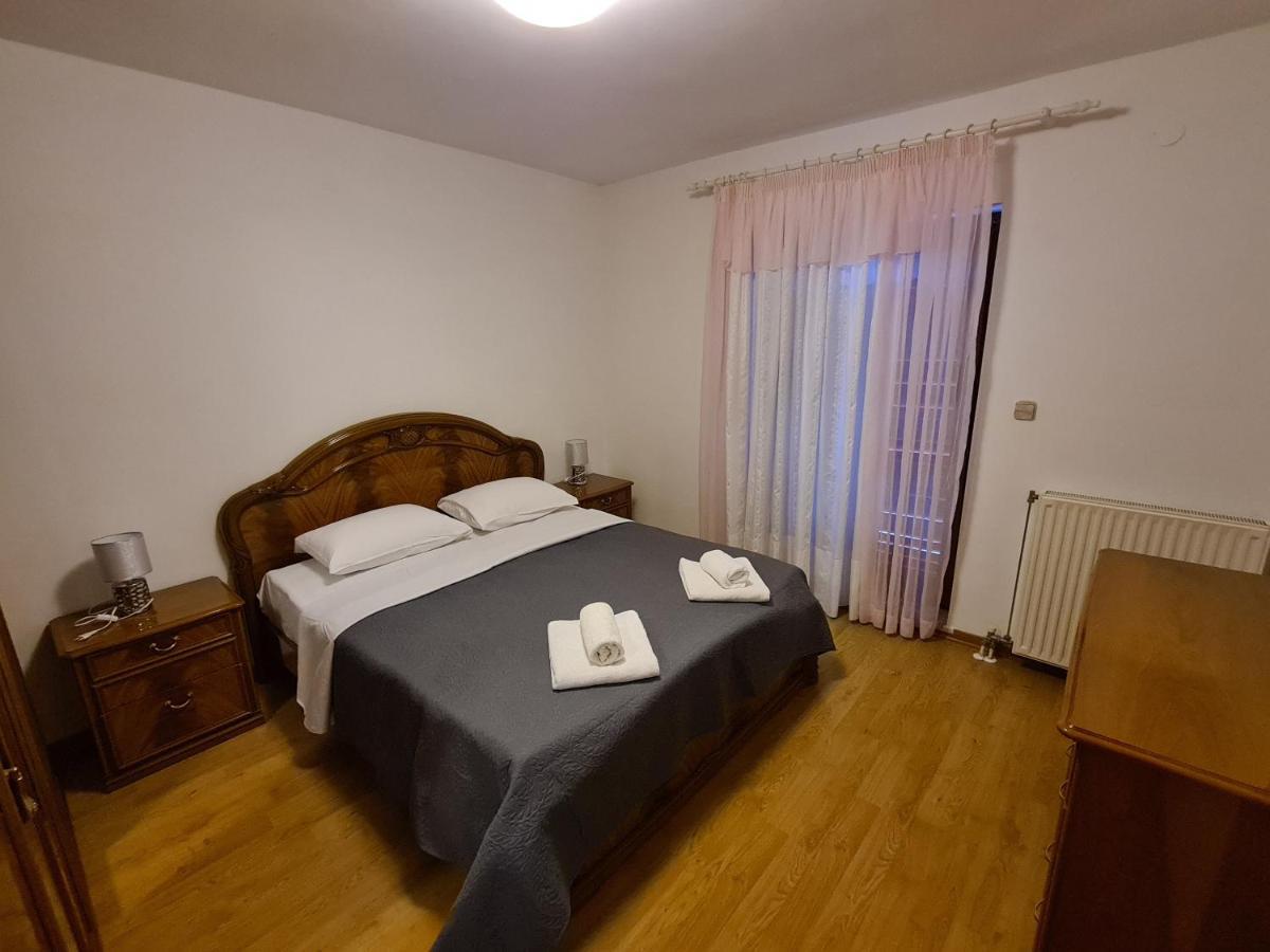 Helena Apartman Póla Kültér fotó