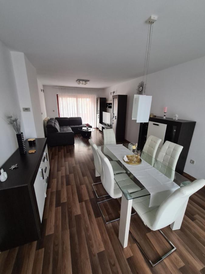 Helena Apartman Póla Kültér fotó